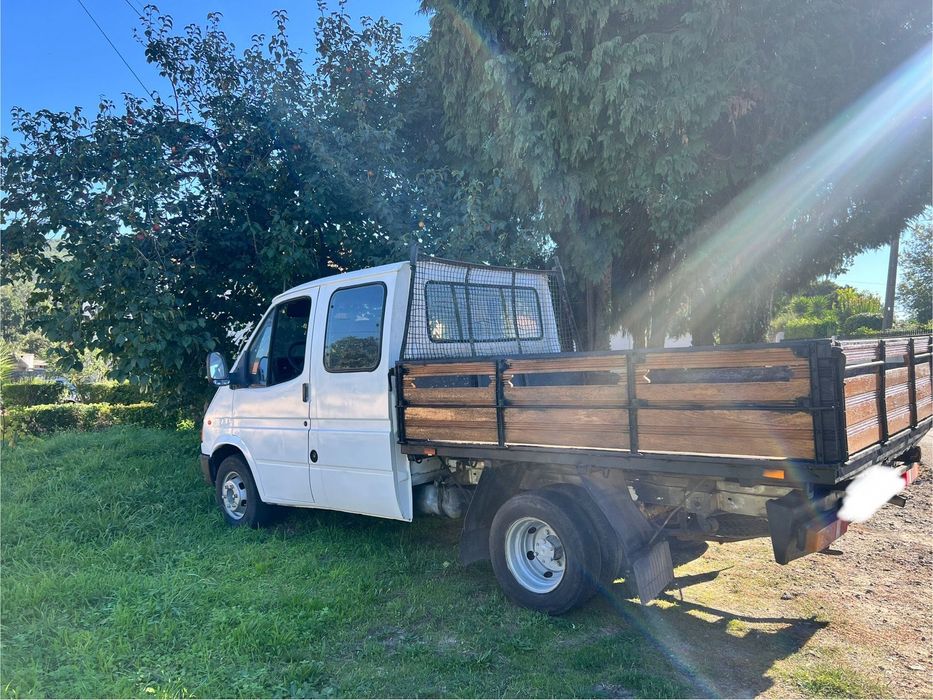 Ford Transit 2.5D 7 lugares