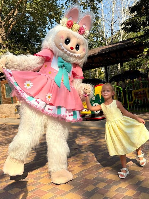 Белый Мишка,  Стич, Лабубу, Пес Патрон, Микки Маус, аниматоры, ростовы