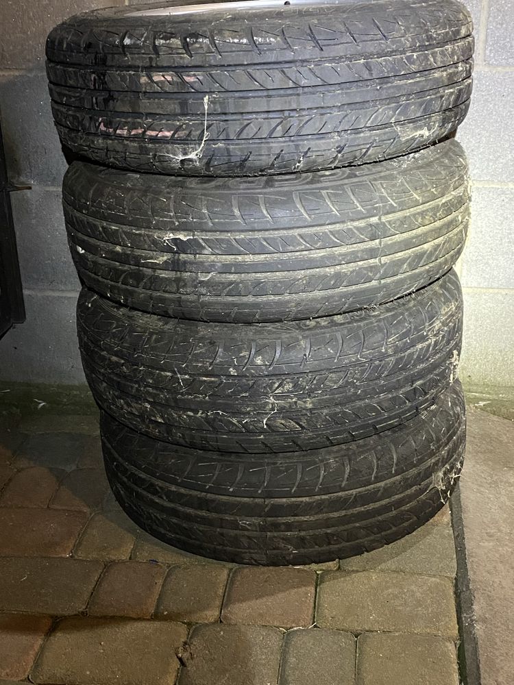 Продам колеса 175 70 R13 резина майже нова