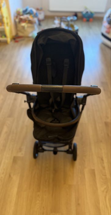 Продам коляску cybex