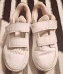 Adidasy biale i pudrowy róż Nike 31 dl. wkładki 19cm