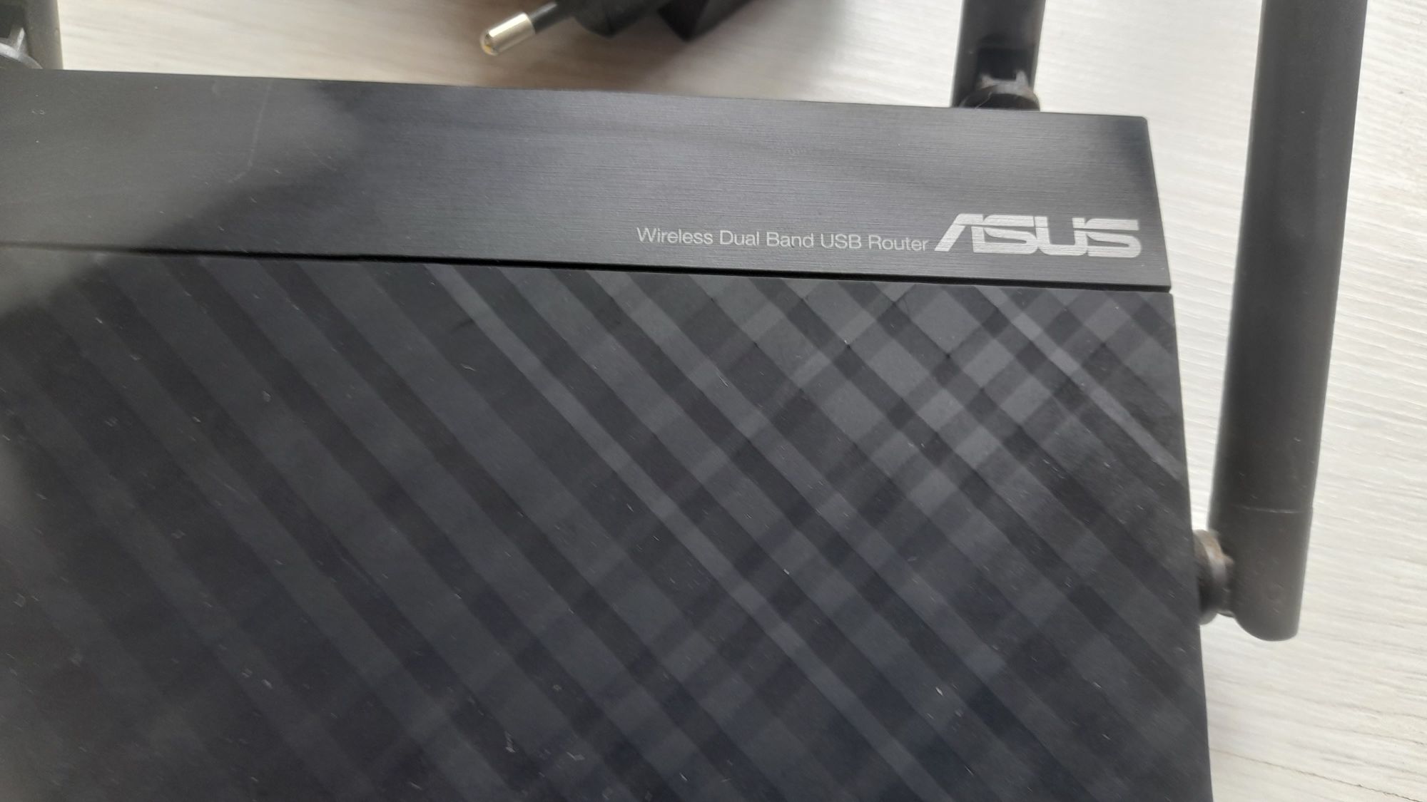 Router ASUS RT-AC1200 V.2