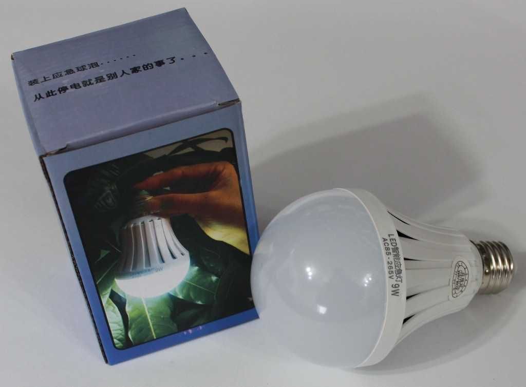 LED лампа с резервным питанием AC DC 9W с аккумулятором