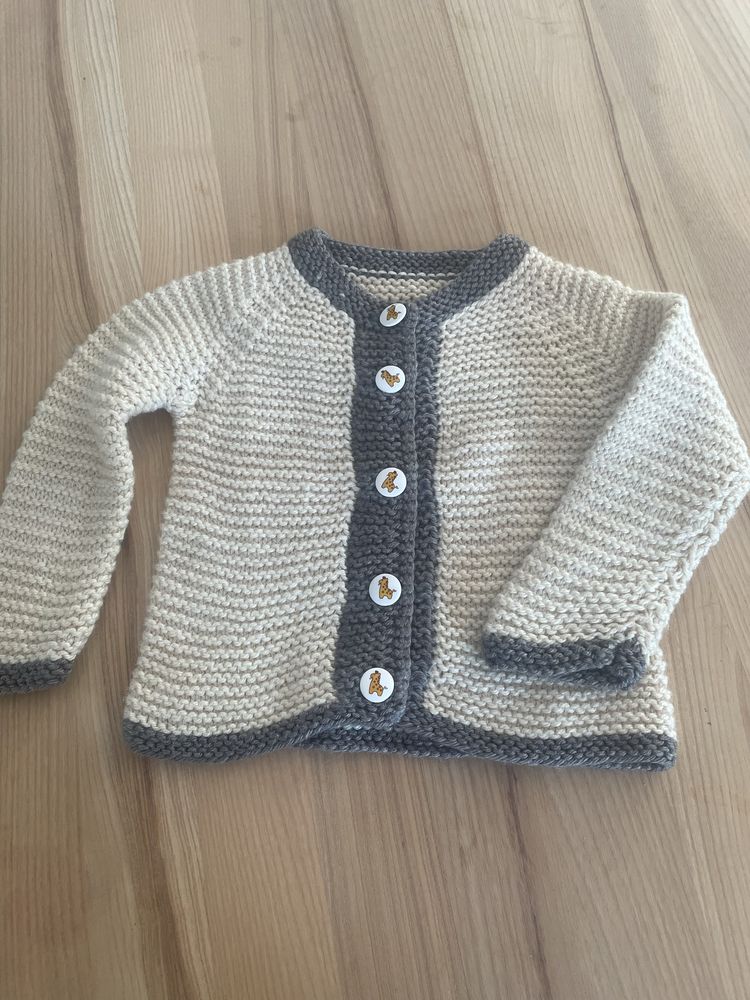Sweterek dla bobasa handmade