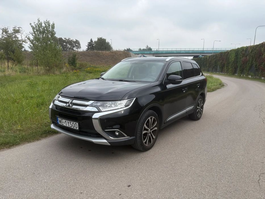 Mitsubishi Outlander Auto gotowe do drogi, bezawaryjne, bezwypadkowe, zimówki na alufelgach