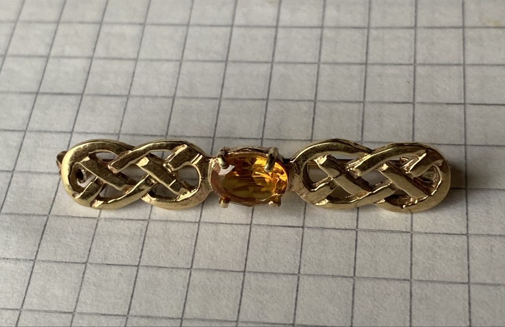 Старинная золотая брошь 375 AR Англия