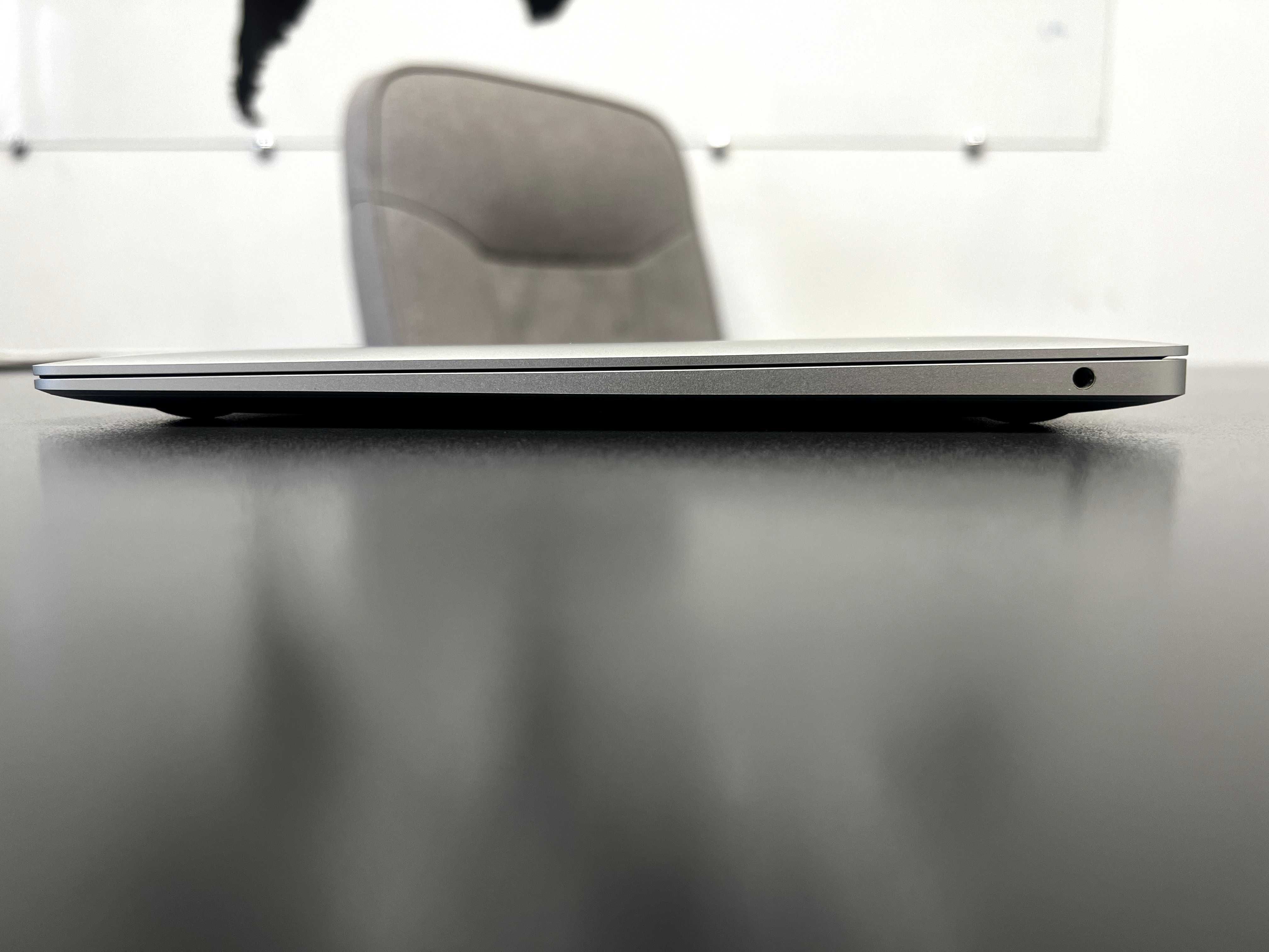 MacBook Air M1 8/512 Gb