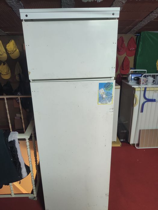 Frigorífico Teka de embutir para peças