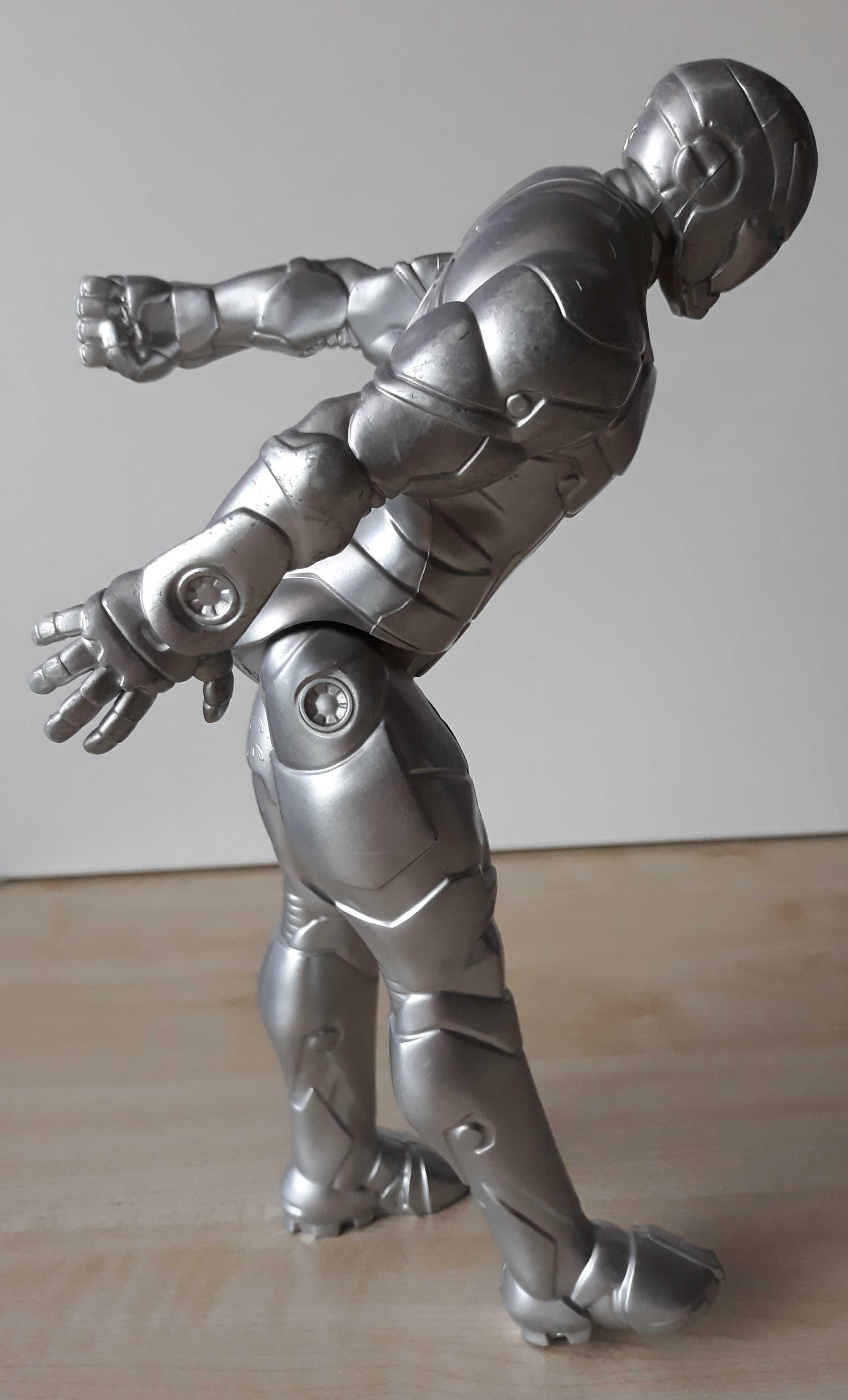Mattel Hasbro Iron Man srebrny figurka ruch 29cm
