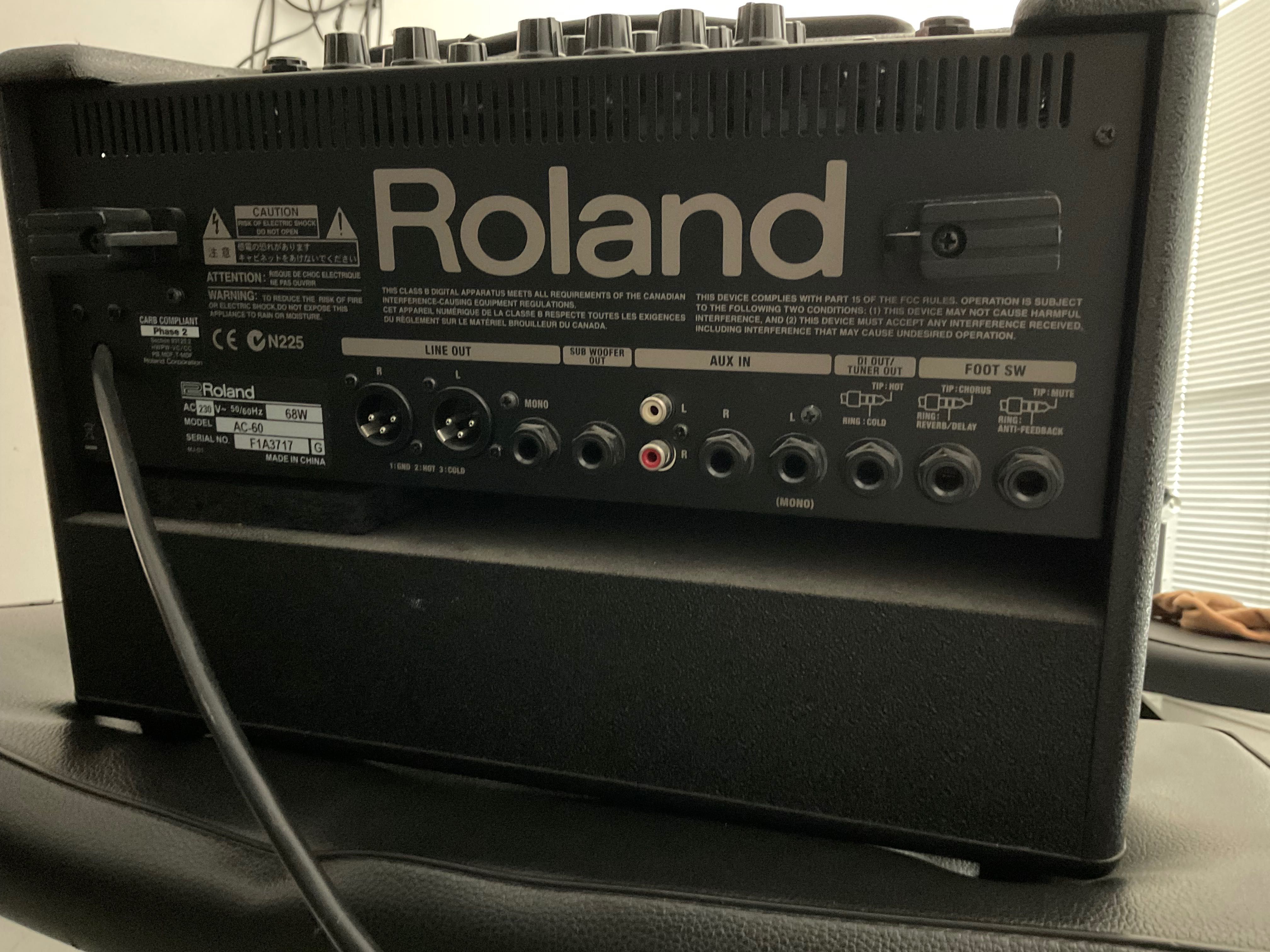 Amplificador Roland AC 60