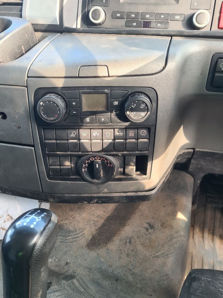 MAN TGM 18.250 4X4 2016 rok manual piaskarka wywrotka