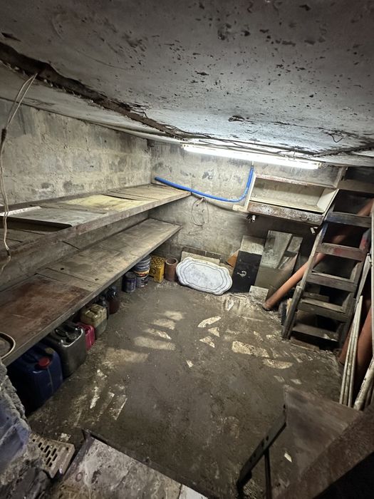 Гараж двоповерховий металевий Виноградар