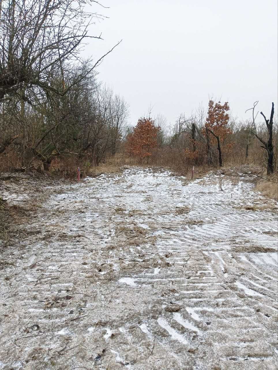 БЕЗ КОМІСІЇ! Ділянка ПРОМ! 18 соток (+18можна ще). Впритул склади