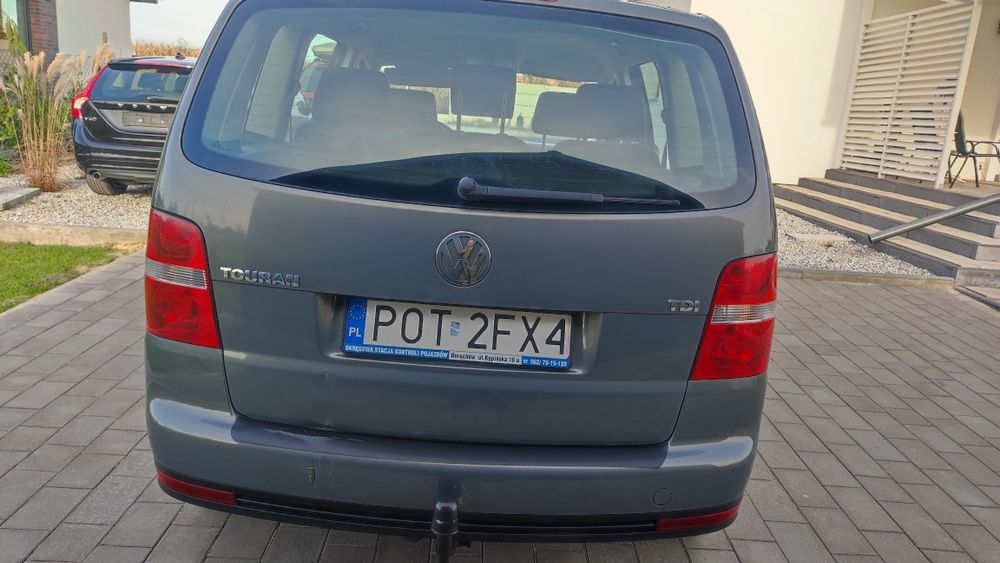 VW Touran 1.9 TDI 90 kM_ Zadbany