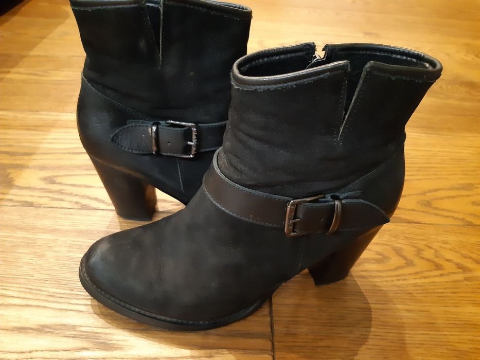 Czarne botki Lasocki