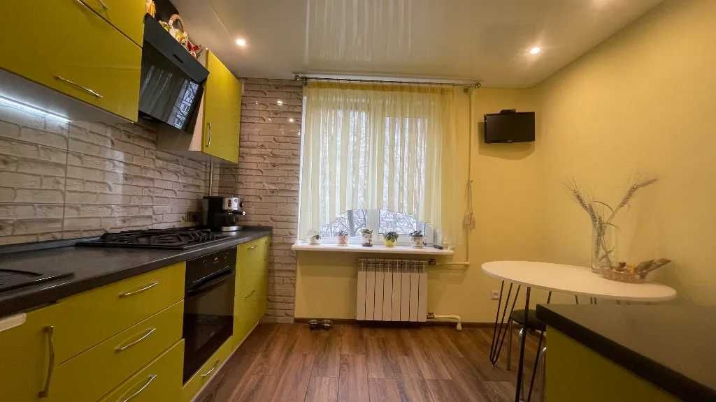 Продам  3к квартиру с ремонтом ж/м Приднепровск/Левый берег