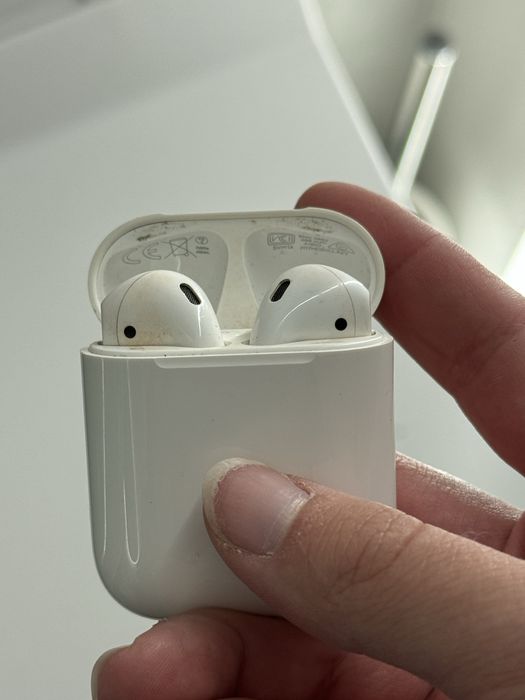 apple airpods sluchawki 1 generacja stan dobry OKAZJA niska cena