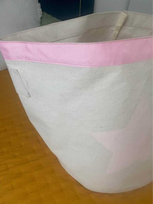 Almofadas e Saco de Arrumação