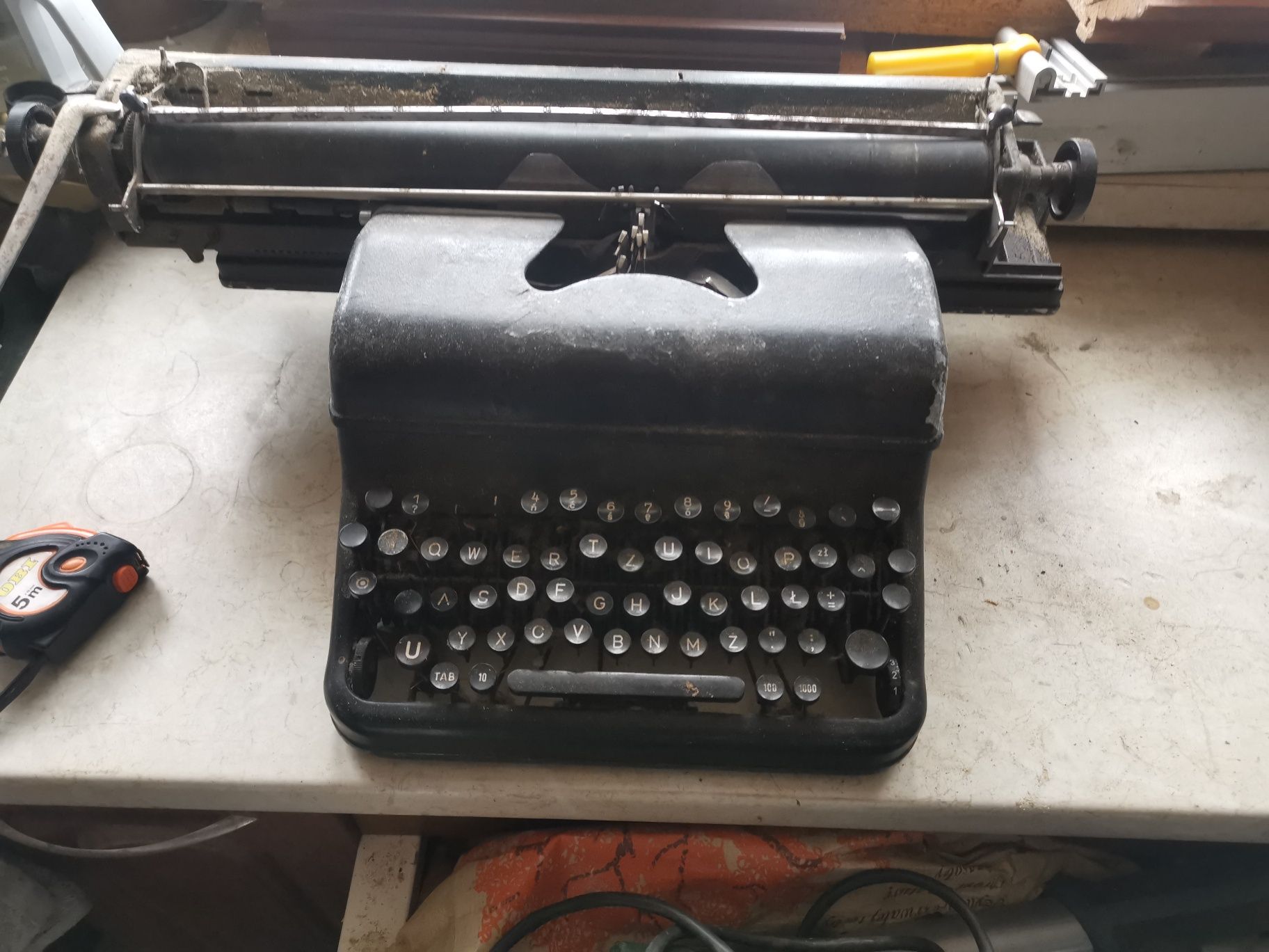 Maszyna do pisania. Antyk