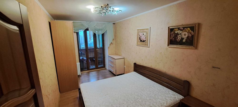 Сдам 3 комн квартиру, 7-ая фонтана. 3/9 этаж. Долгосрочный. От хозяина