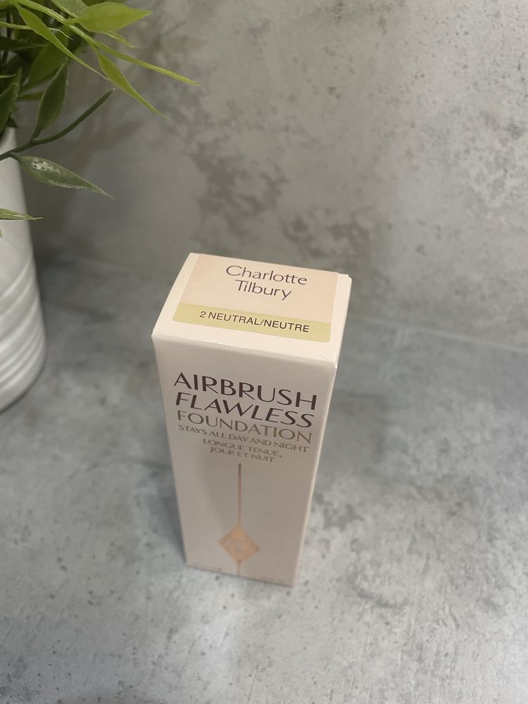 Podklad Charlotte Tilbury nowy