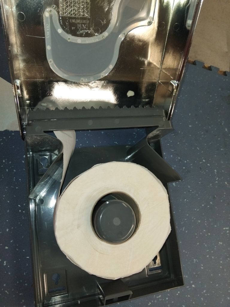 Dispensadores papel mãos,higiénico e saboneteiras