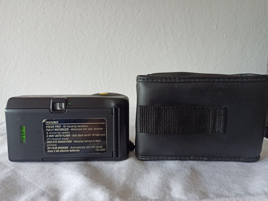 Retro aparat fotograficzny analogowy Vivitar Spree Free