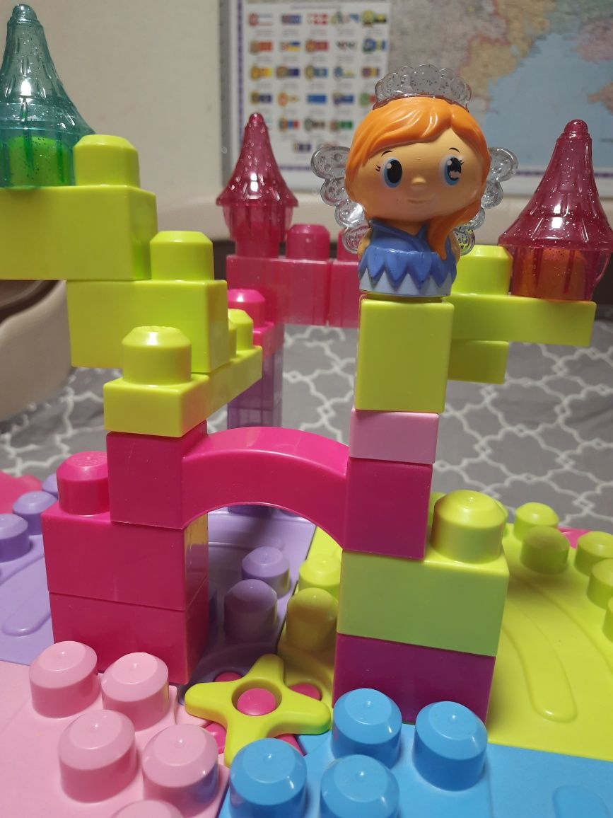 Конструктор Mega Bloks First Builders Розвивальний столик принцеси