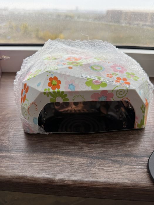 Лед лампа для манікюру