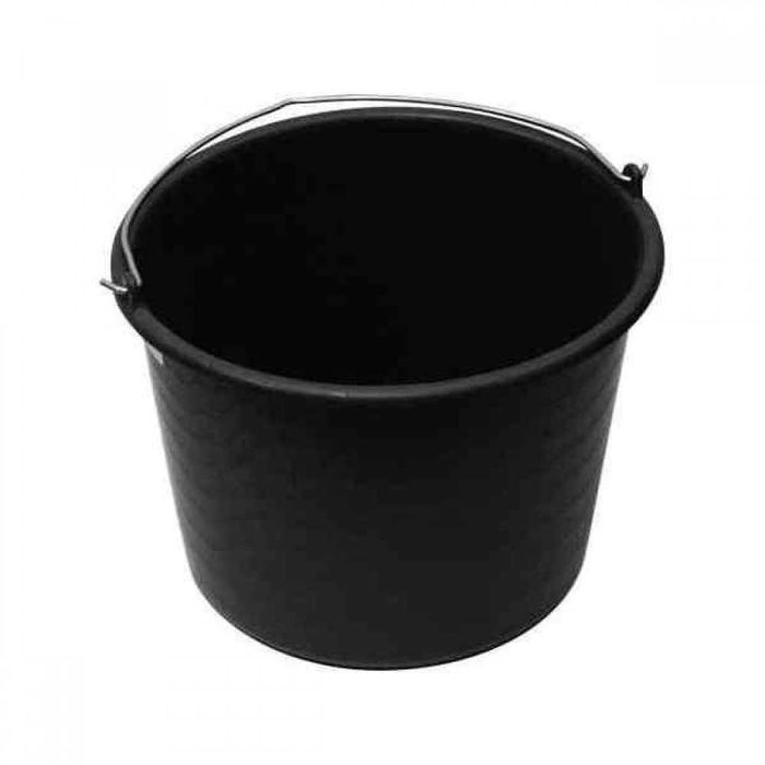 Відра, лопати, віники