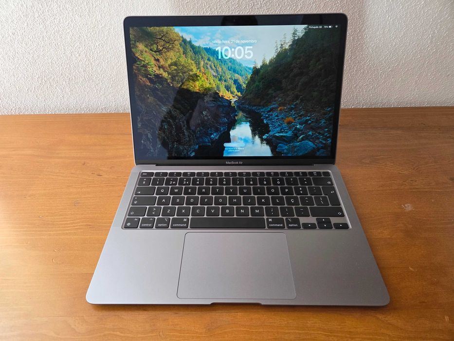 Apple Macbook Air M1
