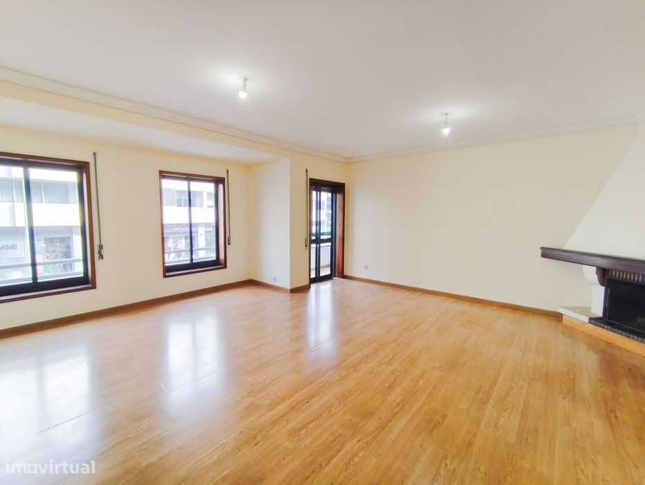 Apartamento T3, para arrendamento , na Forca, Aveiro, com garagem