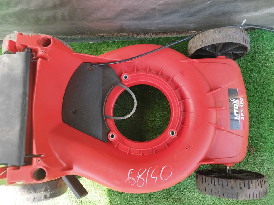 68 . Laweta/wózek/obudowa do kosiarki 40 cm napęd