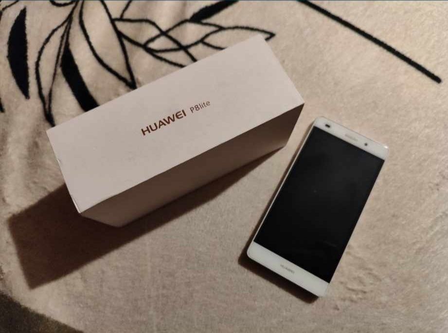 HuaweiP8 Lite biały + szkło hartowane na ekranie