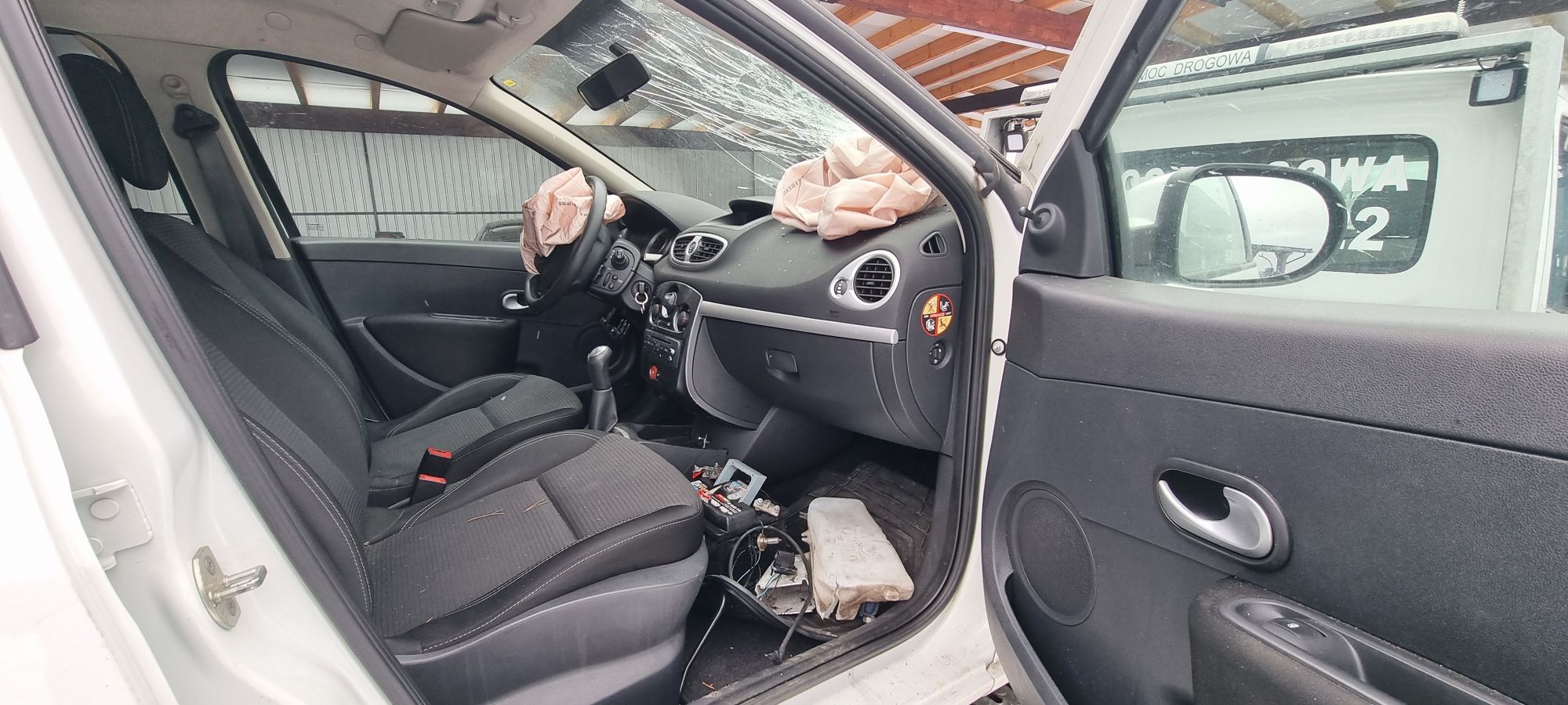 Clio III drzwi  OV369