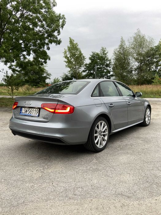 Audi a4b8 2.0tfsi Quattro 2x S-line
