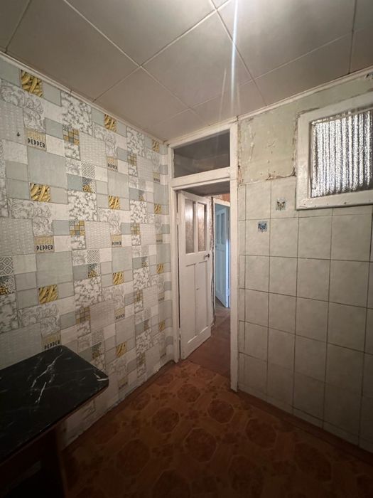Продається 2 кімннатна квартира на Югоке .