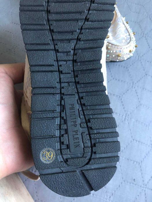 жіночі кросівки Philipp Plein