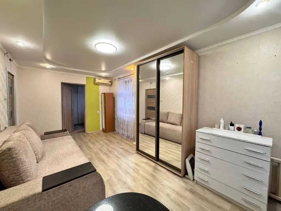 Продам трехкомнатную квартиру, Образцова, Калиновая, Софьи Ковалевской