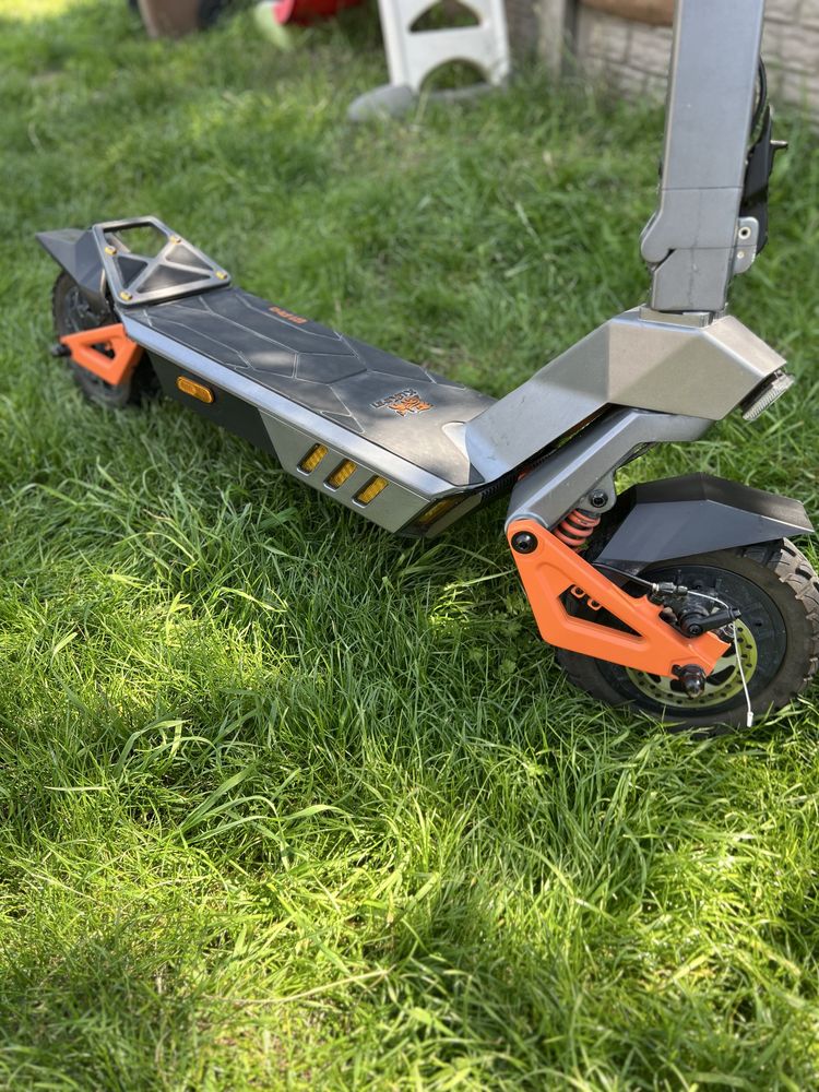 продаю електро самокат KuKirin G1 Pro