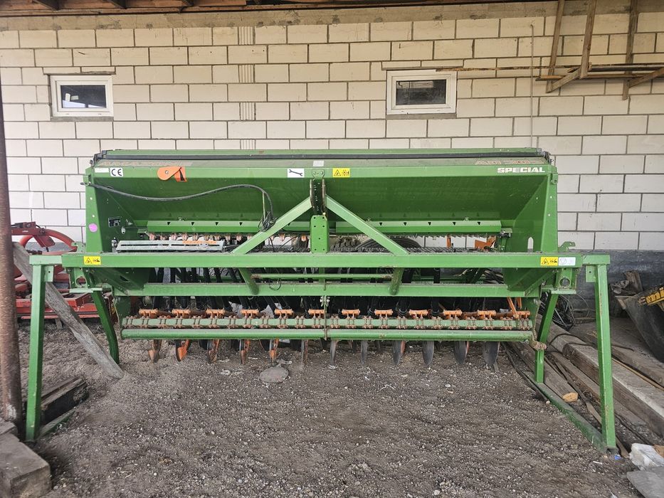 Siewnik Amazon AD 303