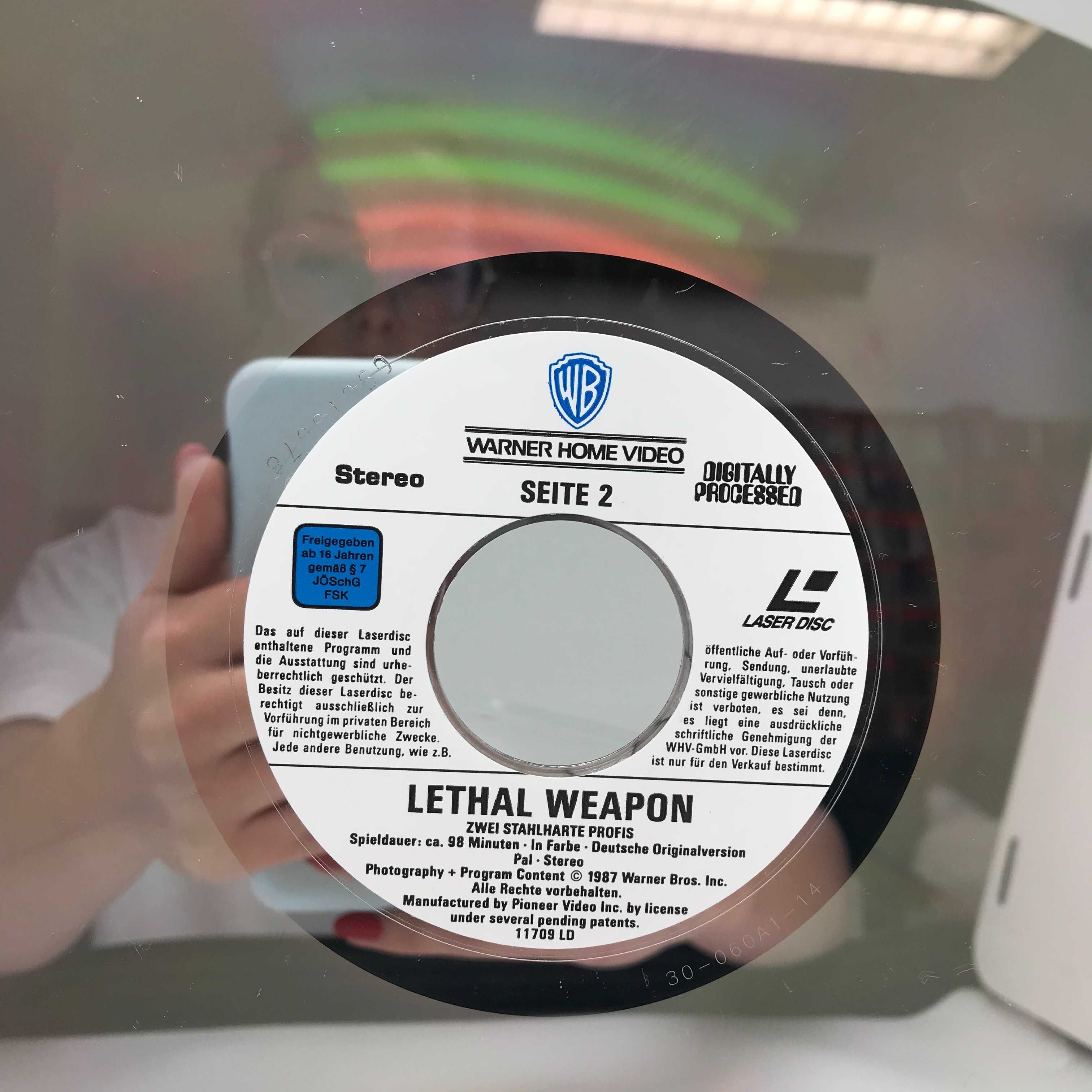 laser disc lethal weapon mel gibson danny glover
