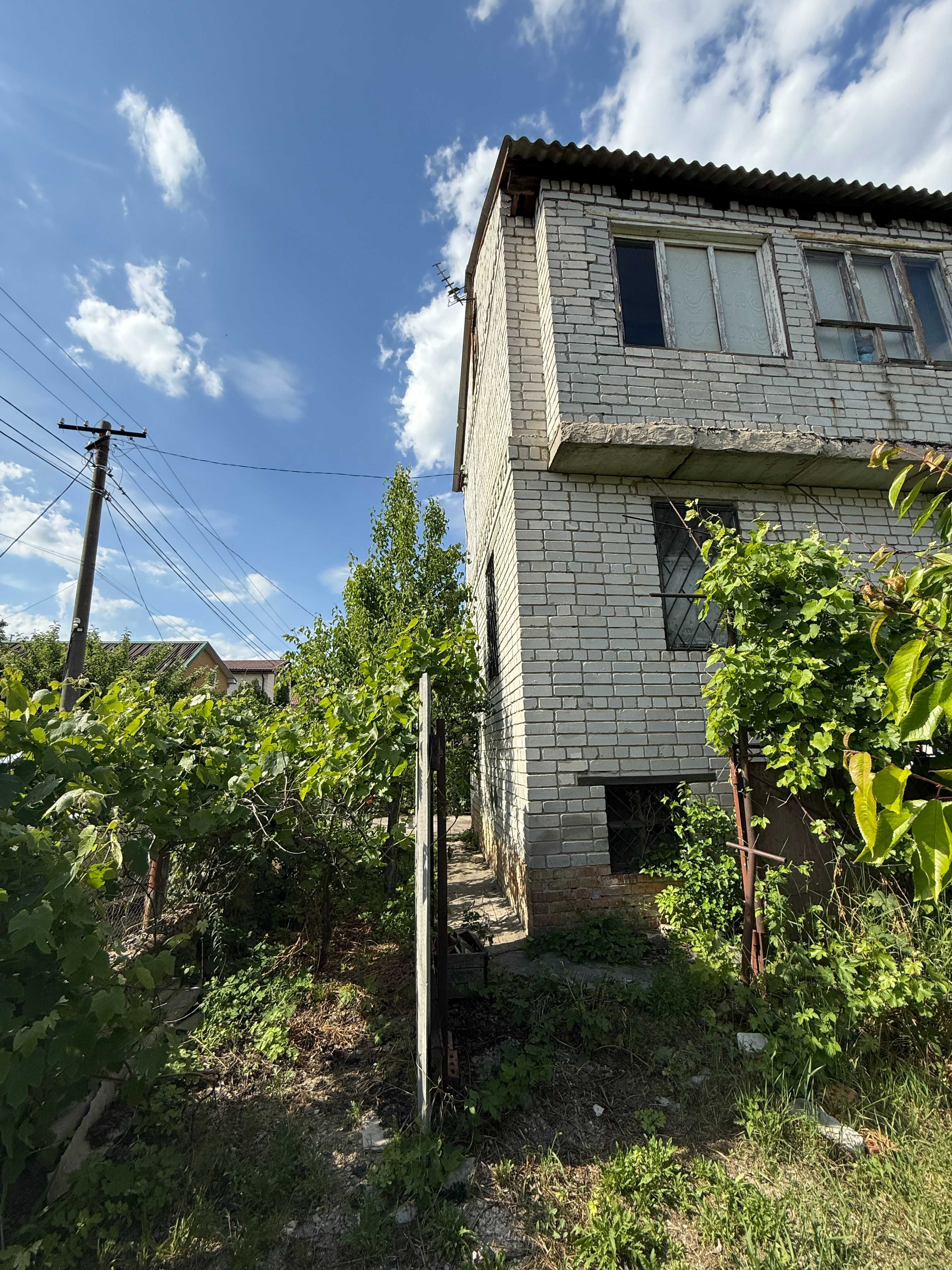 Продам дачу в Подгородном