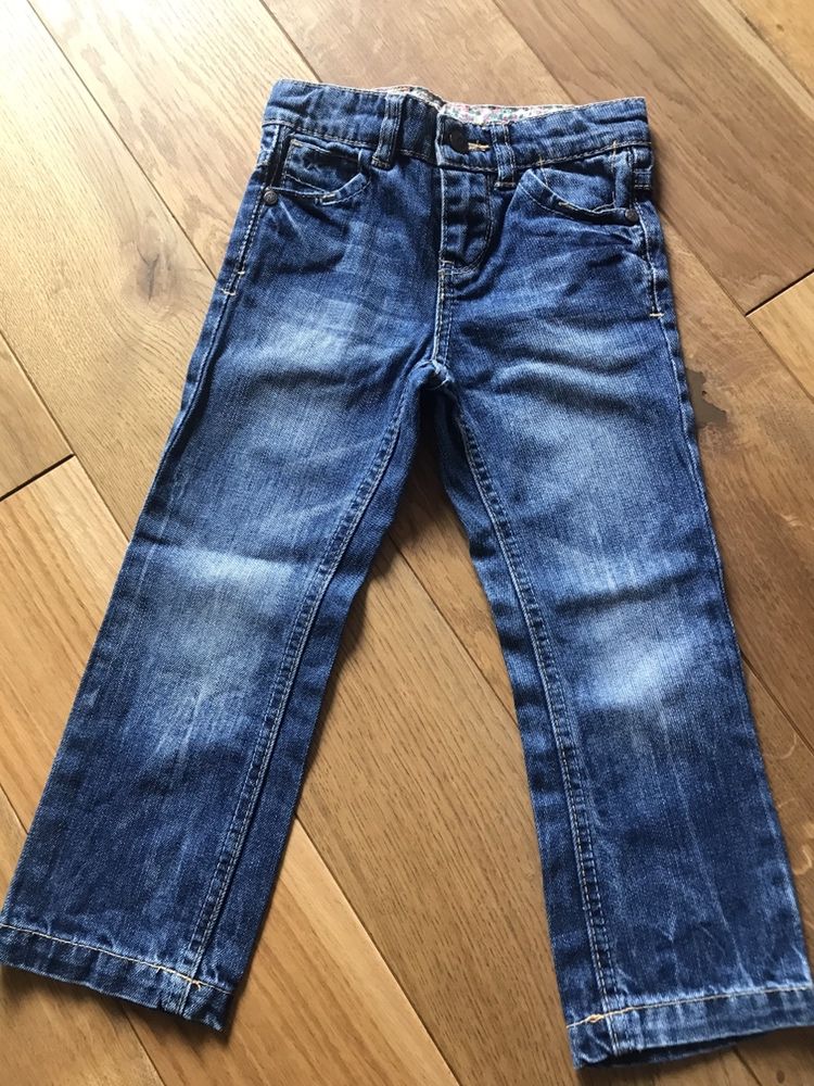 Spodnie jeansowe dla dziewczynki r 98