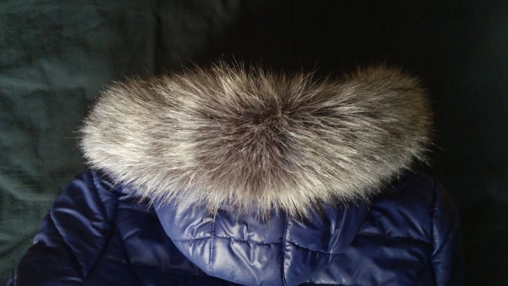 Зимняя зимова куртка пальто.