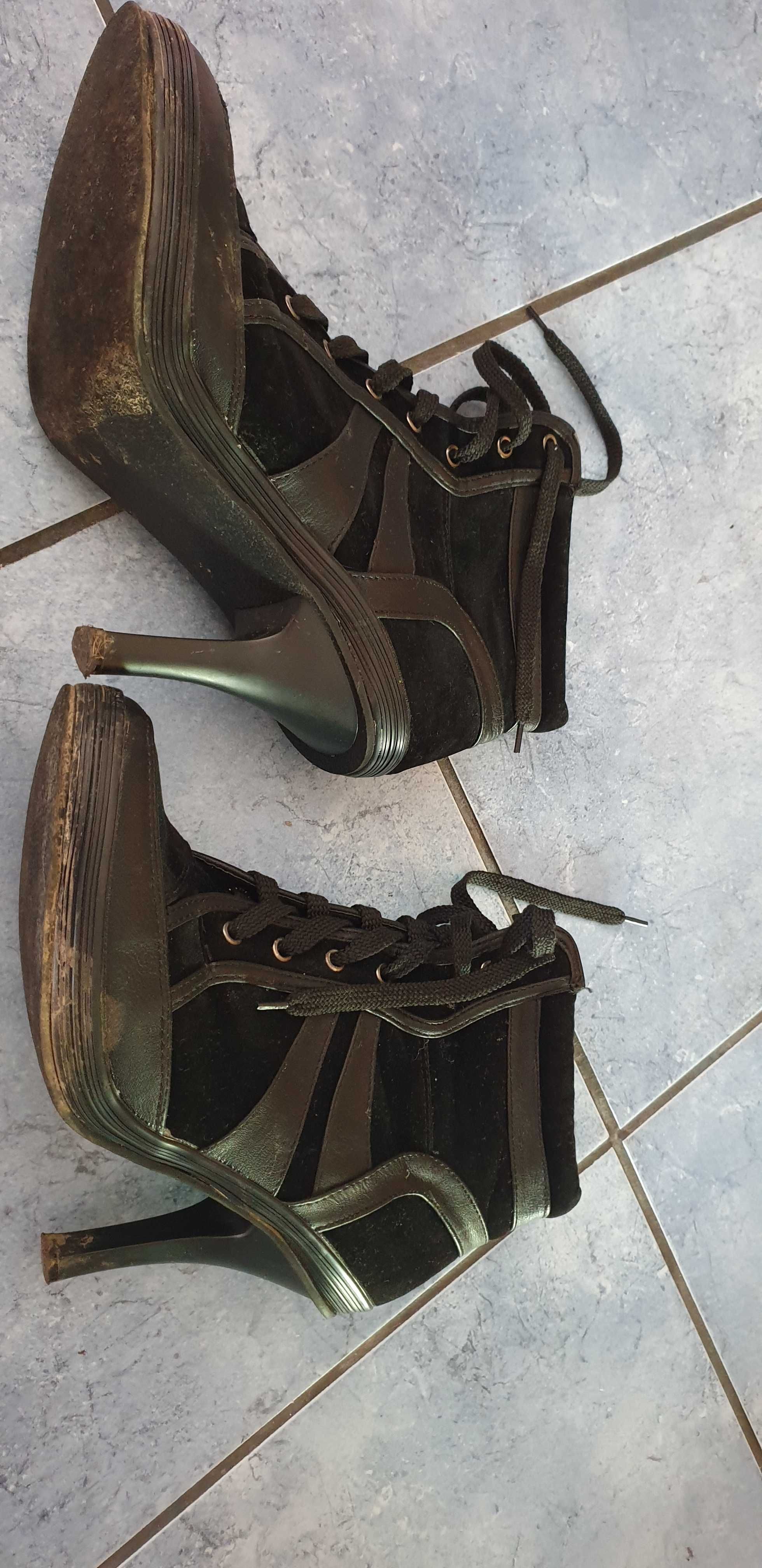 Buty na obcasie r  40 za 10zl