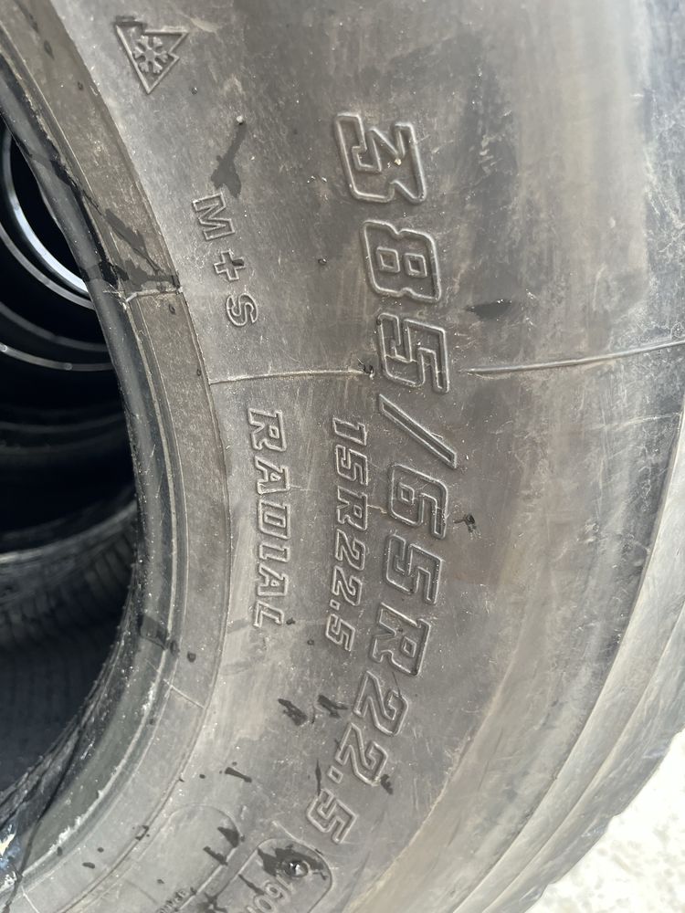 Шины Bridgestone 385/65 R22.5 2023 года