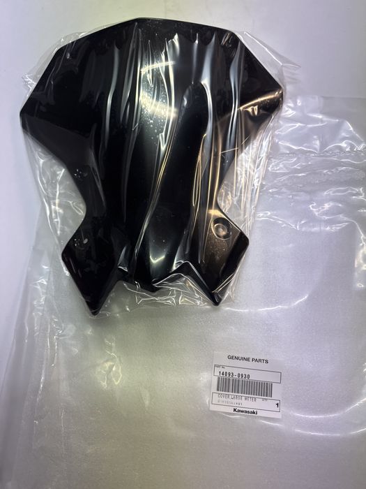 Szyba  Owiewka Osłona Kawasaki duża oryginał   Z650 20+   Nowa!!  F3