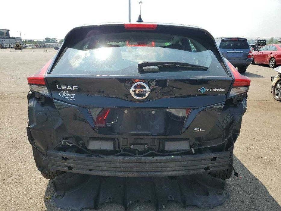2018 NISSAN LEAF S срочно