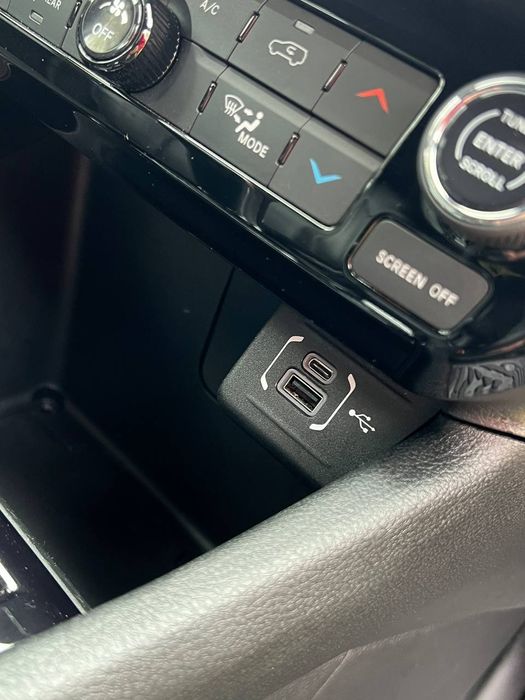 Jeep Compass 2024
II покоління (2nd FL)/MP  •  2.0T 9АТ (203 к.с.)  •